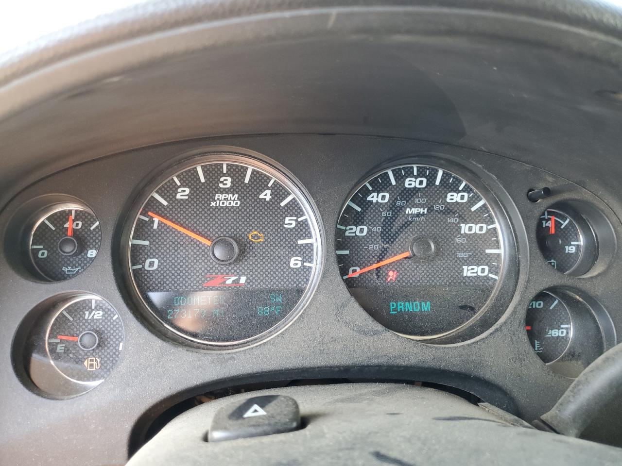 2011 GMC Sierra - Image 9