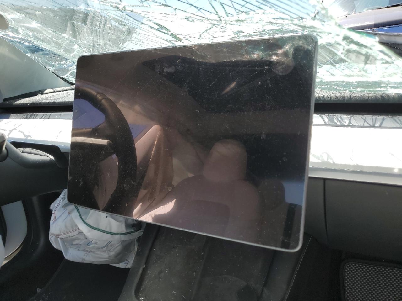 2022 Tesla Model 3 VIN: 5YJ3E1EB8NF240307 Lot: 56166224