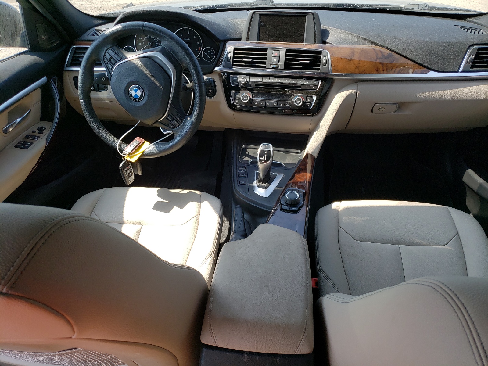 WBA8J1C33HA018460 2017 BMW 328 D xDrive