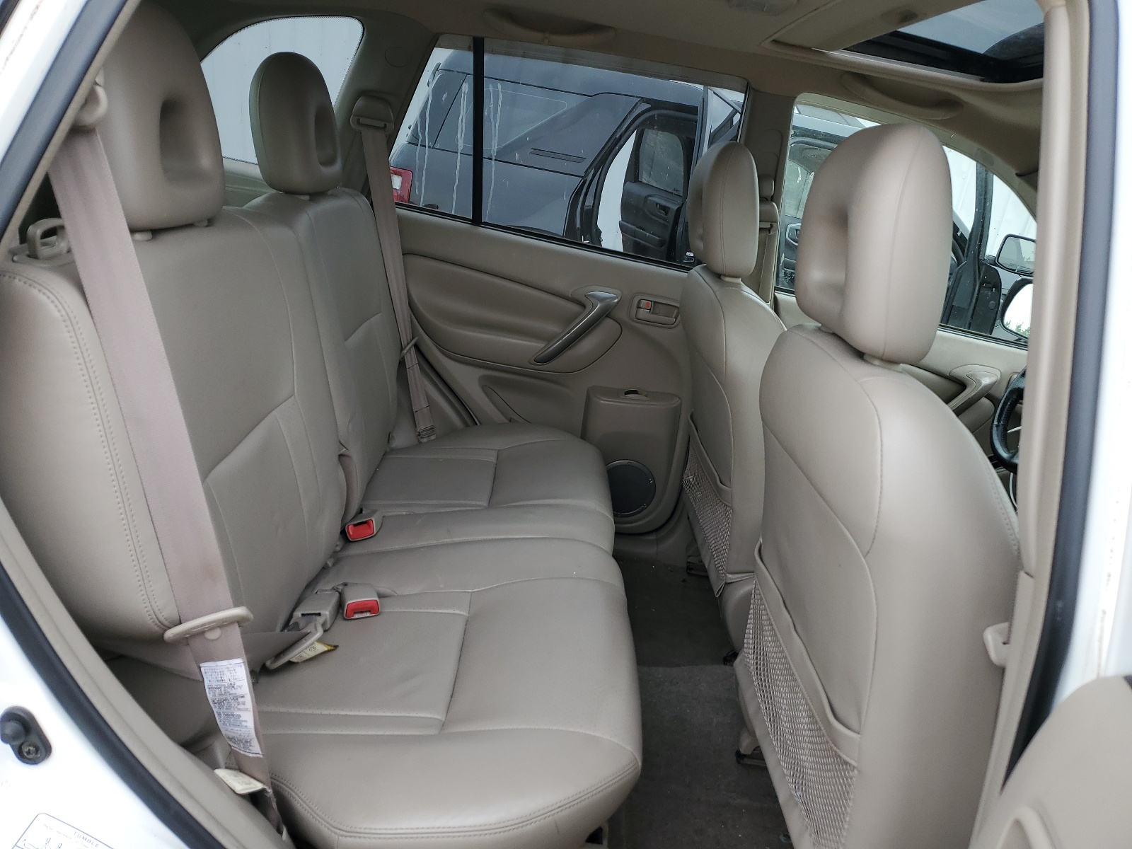 JTEHD20V840004636 2004 Toyota Rav4