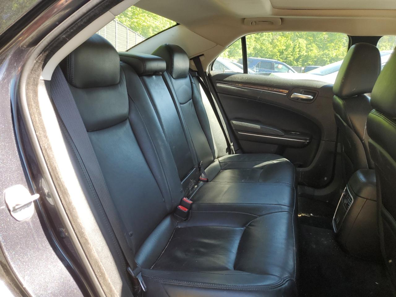 2016 Chrysler 300 Limited VIN: 2C3CCAAG7GH235480 Lot: 54408274