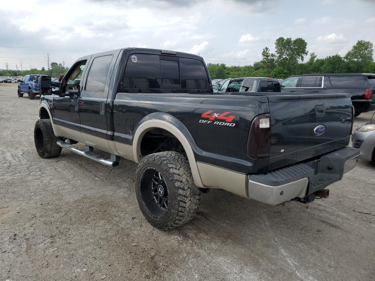 2008 Ford F250 - Image 2