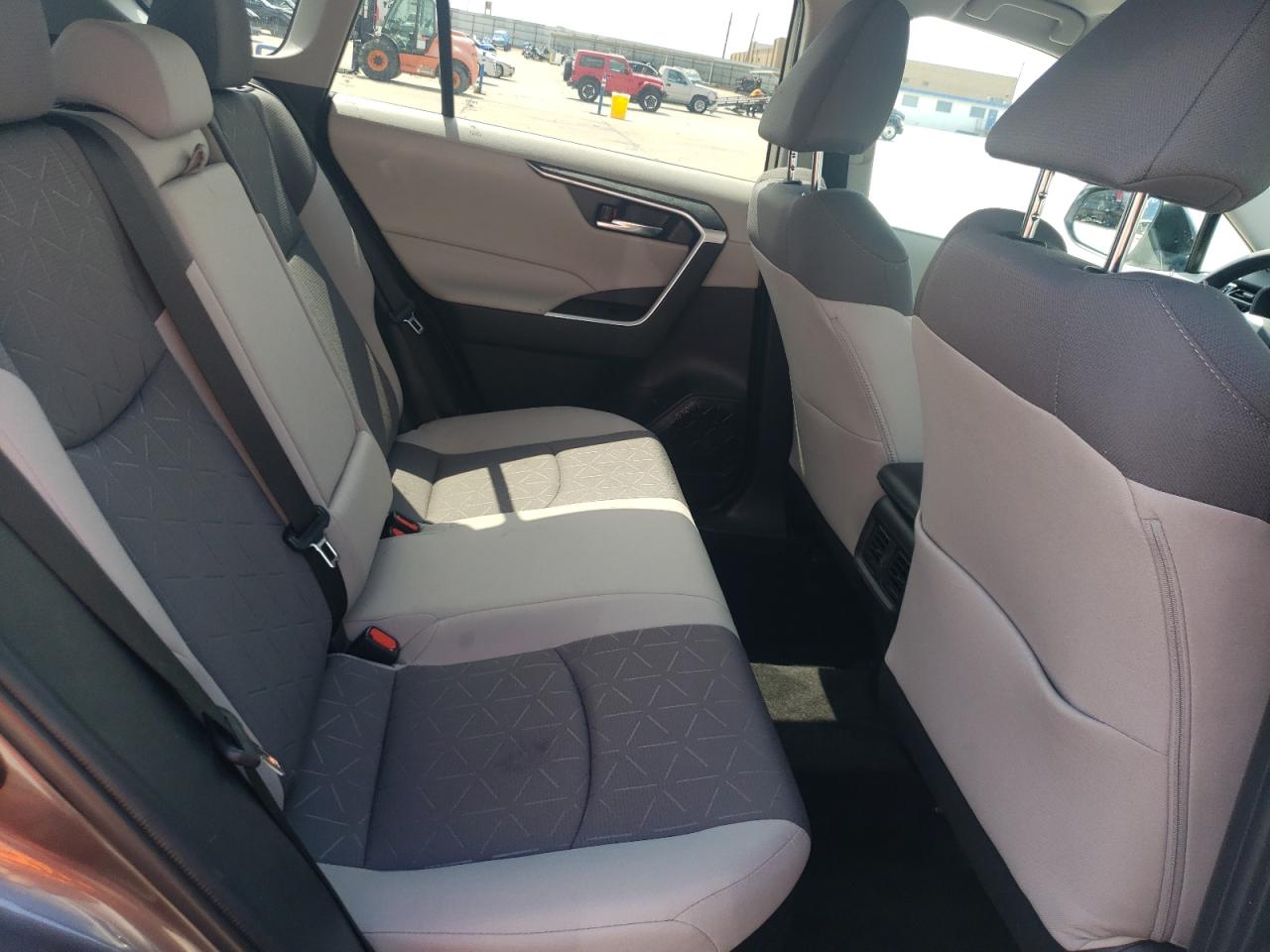 2021 Toyota Rav4 Xle VIN: 4T3RWRFV6MU044891 Lot: 53677314