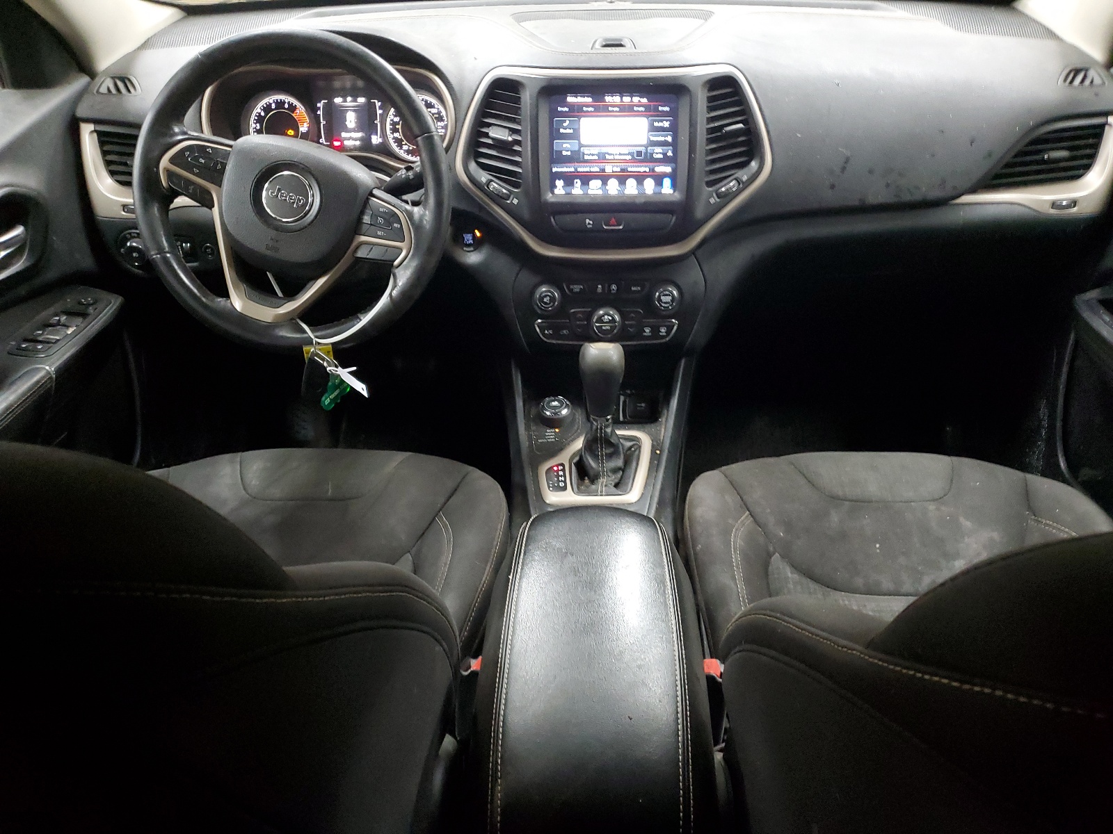 1C4PJMCS1GW197817 2016 Jeep Cherokee Latitude