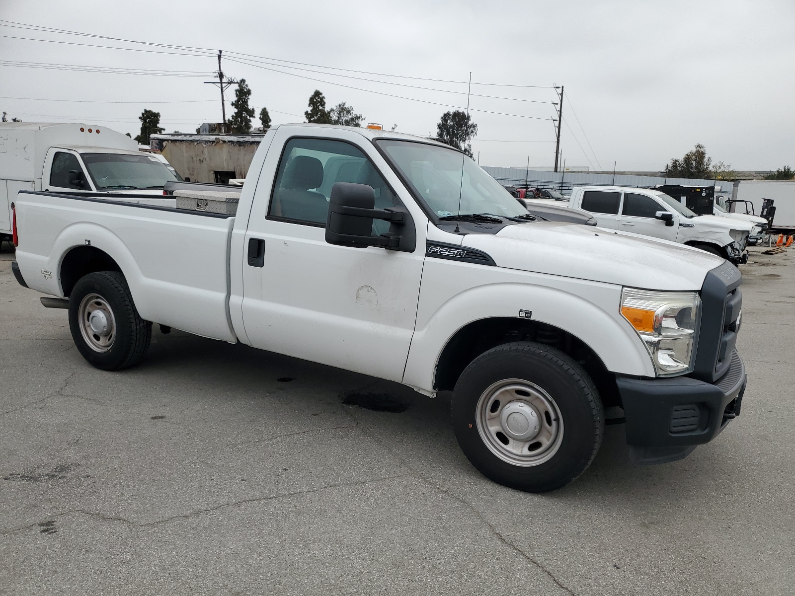 2013 Ford F250 Super Duty vin: 1FTBF2A67DEB81743