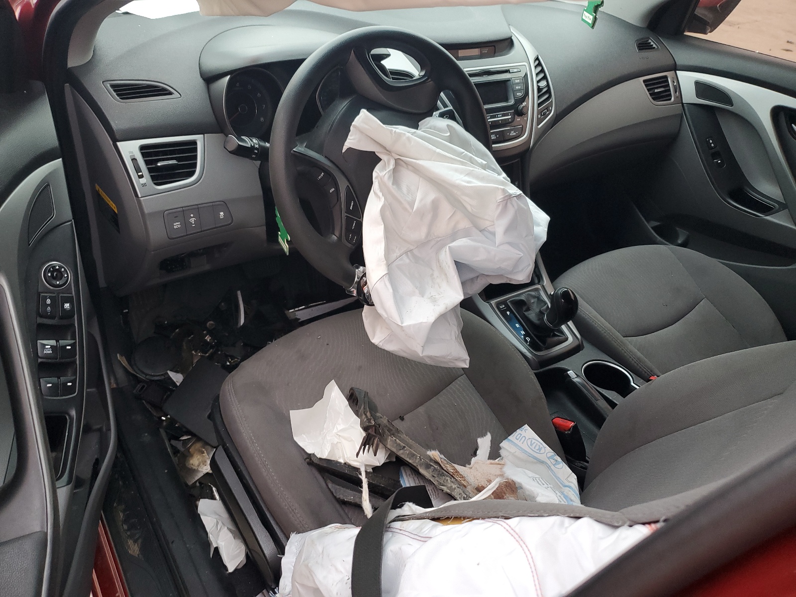 5NPDH4AE2GH693128 2016 Hyundai Elantra Se