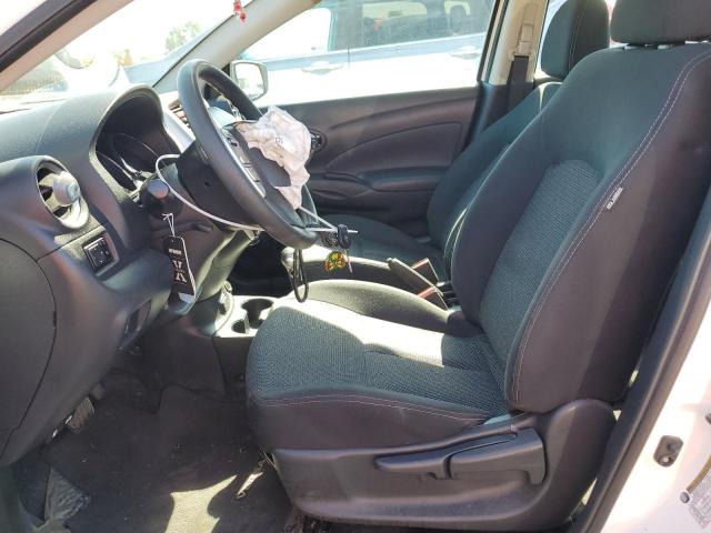  NISSAN VERSA 2019 Білий