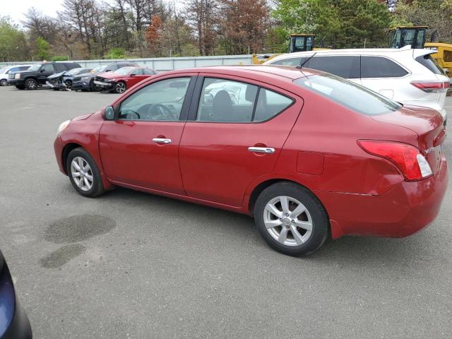 Седаны NISSAN VERSA 2012 Красный