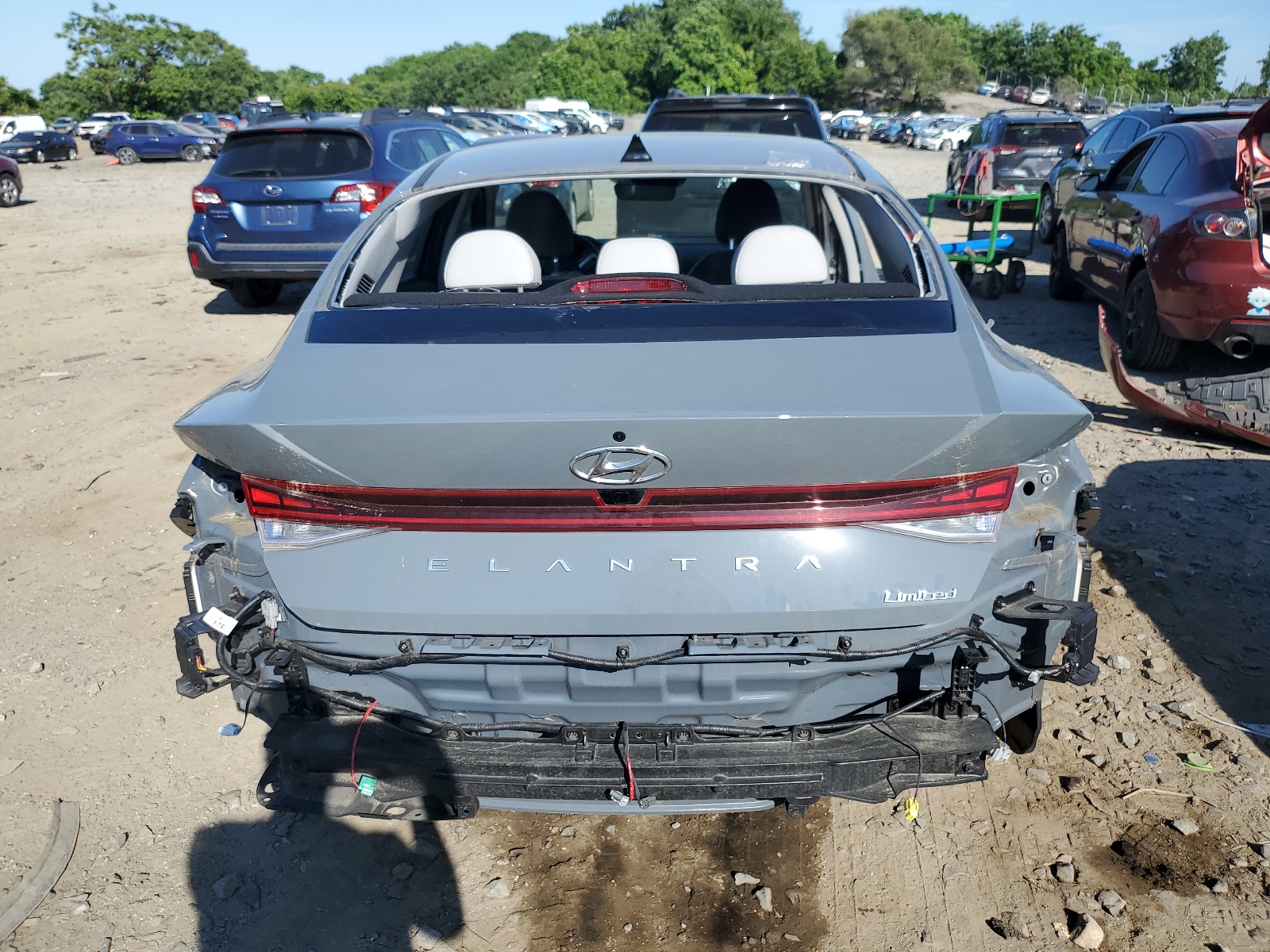 KMHLP4AG1NU353838 2022 Hyundai Elantra Limited