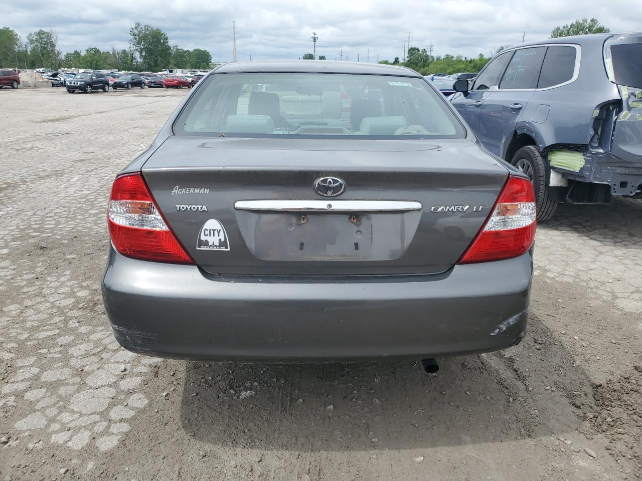 2003 Toyota Camry Le VIN: 4T1BE32K13U742250 Lot: 69884314