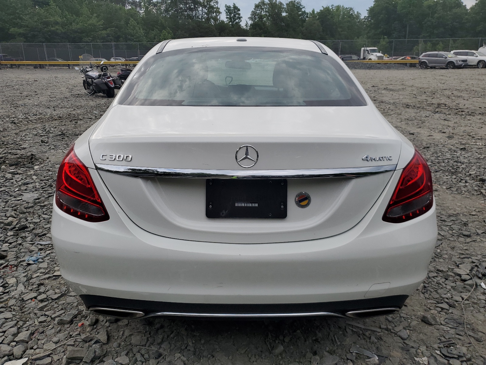 55SWF4KB6JU272424 2018 Mercedes-Benz C 300 4Matic