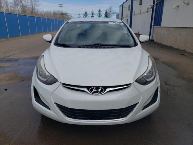 Седани HYUNDAI ELANTRA 2016 Білий