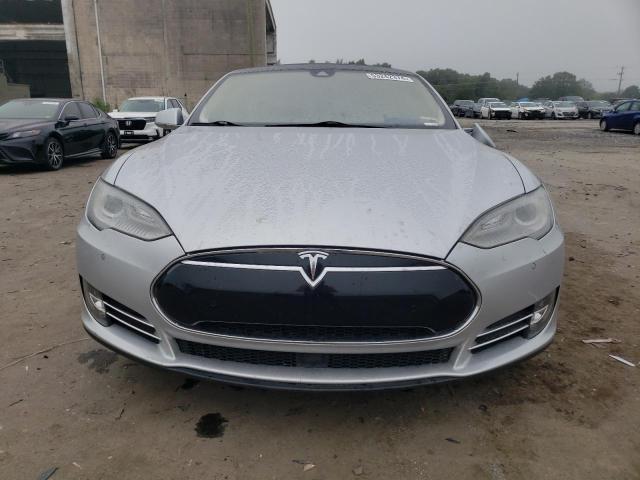 Хэтчбеки TESLA MODEL S 2015 Серебристый