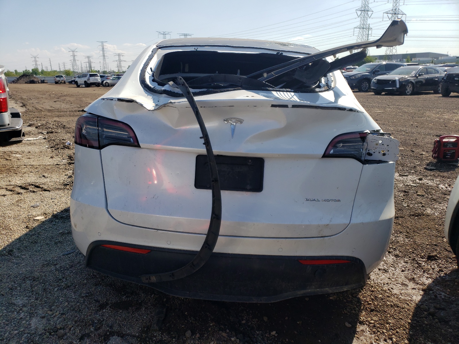 5YJYGDEE7MF295910 2021 Tesla Model Y