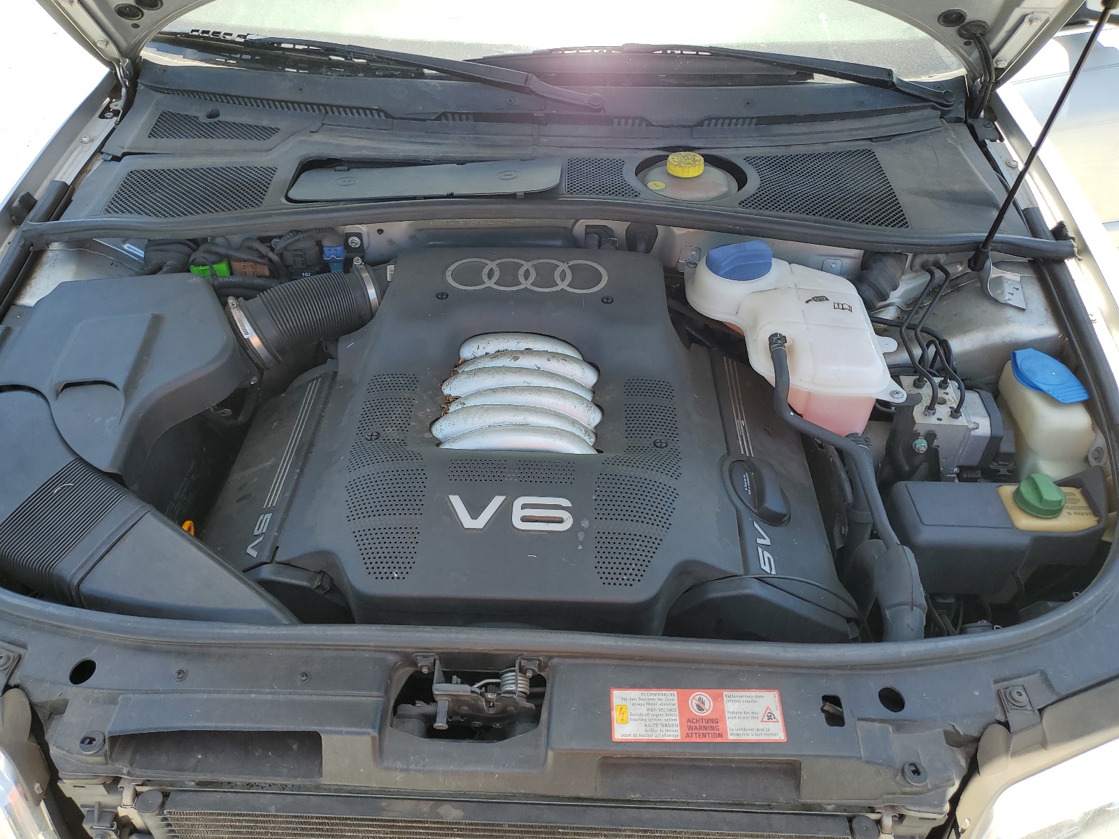 WAUED28D9XA320853 1999 Audi A4 2.8 Quattro