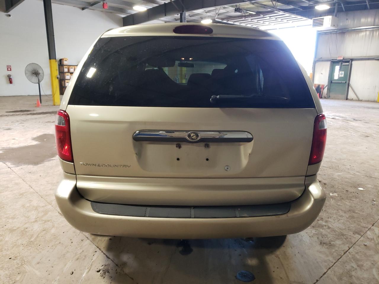 1C4GP45R85B270193 2005 Chrysler Town & Country