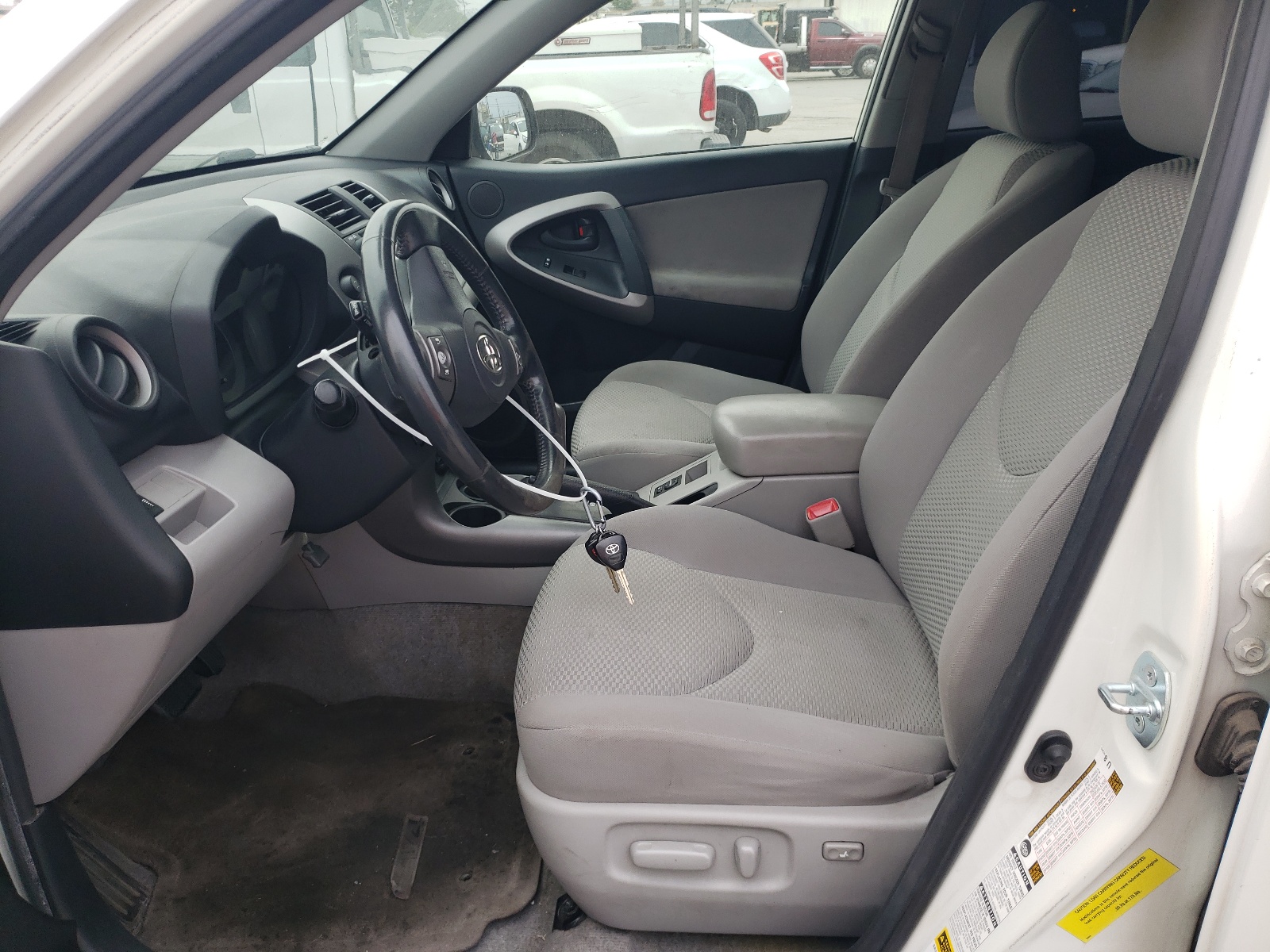 JTMBK31V485068671 2008 Toyota Rav4 Limited V6