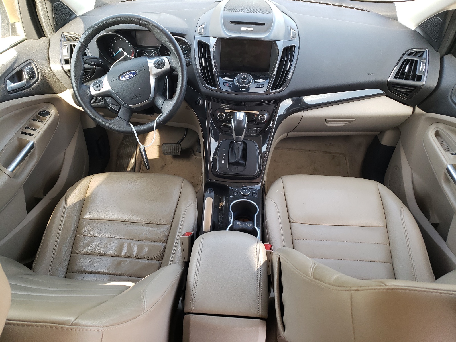 1FMCU9J90FUA59209 2015 Ford Escape Titanium