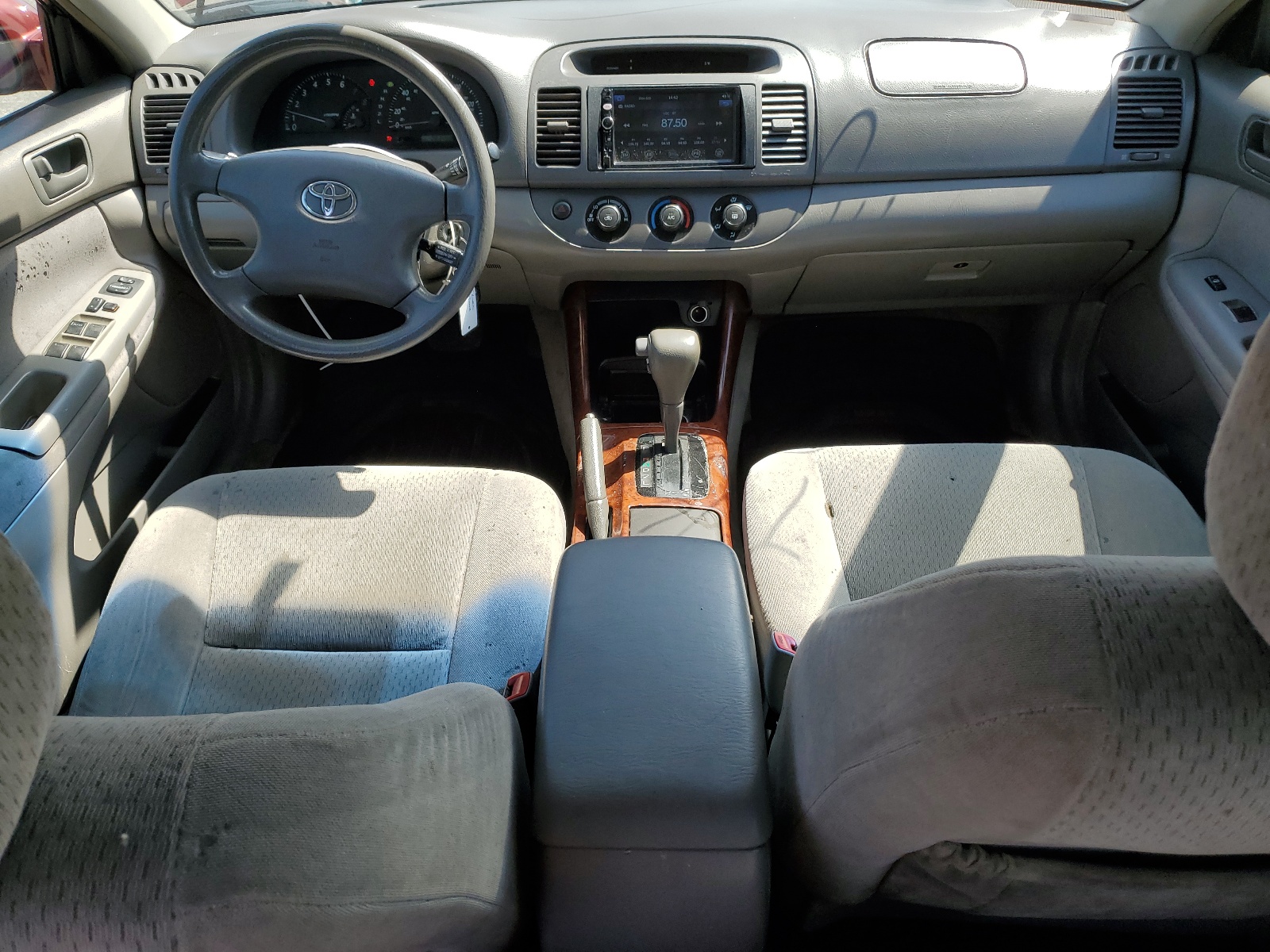 4T1BE32K64U331721 2004 Toyota Camry Le