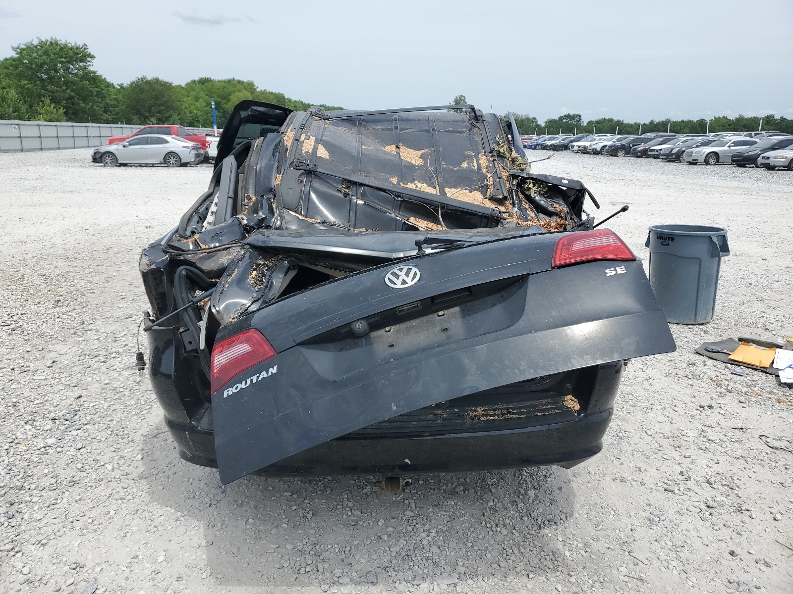 2V4RW3DG7BR803157 2011 Volkswagen Routan Se