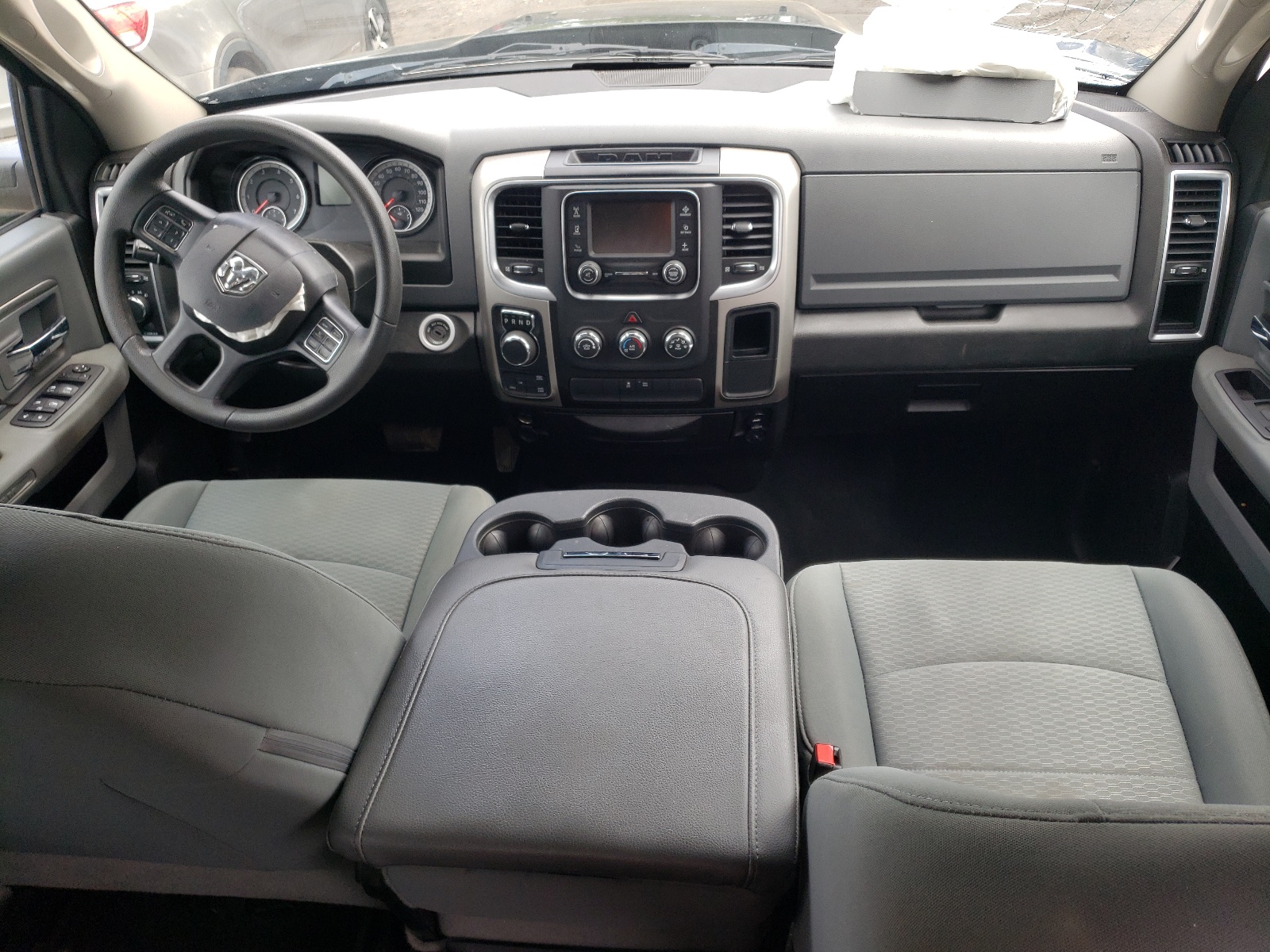 1C6RR7TT6KS596368 2019 Ram 1500 Classic Slt