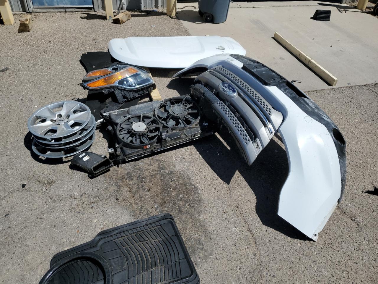 2013 Ford Explorer - Image 15