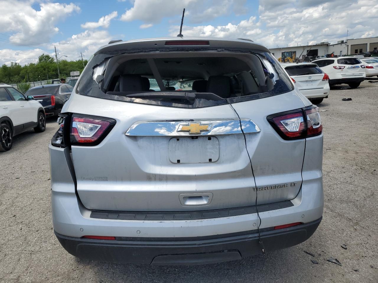 1GNKRGKD4DJ111889 2013 Chevrolet Traverse Lt