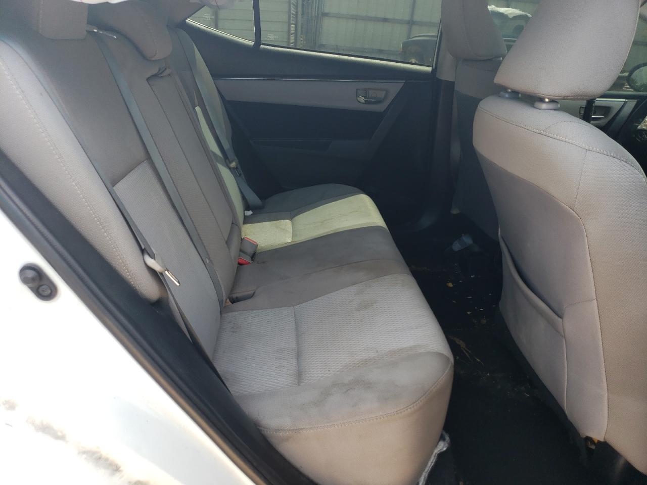 2016 Toyota Corolla L VIN: 5YFBURHE0GP385318 Lot: 53756564