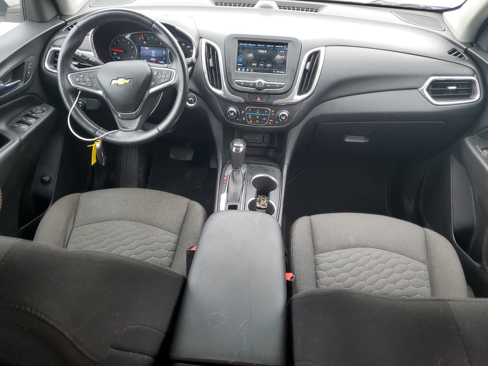 2GNAXKEV1K6151110 2019 Chevrolet Equinox Lt