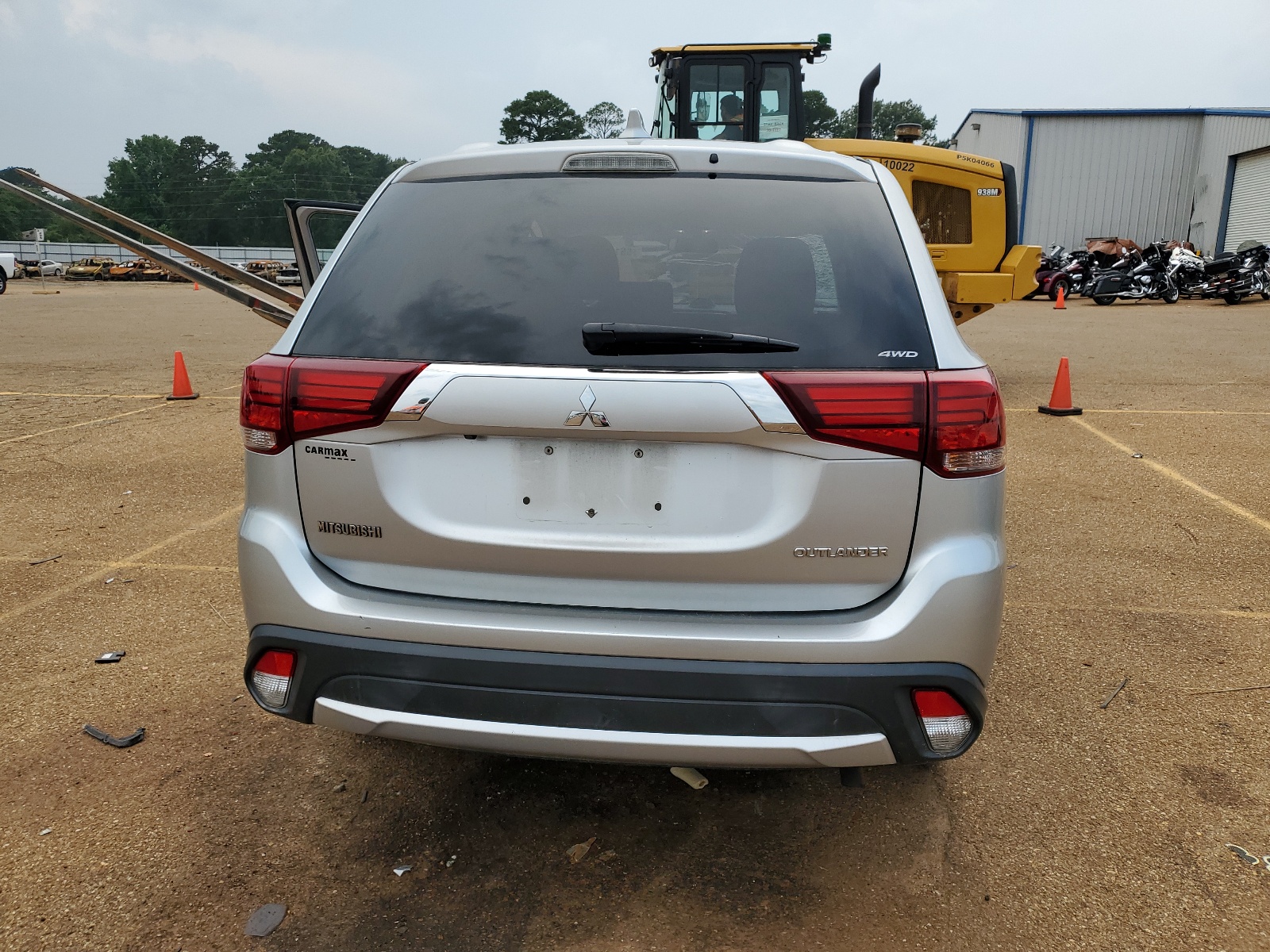 JA4AZ3A30JZ057343 2018 Mitsubishi Outlander Se