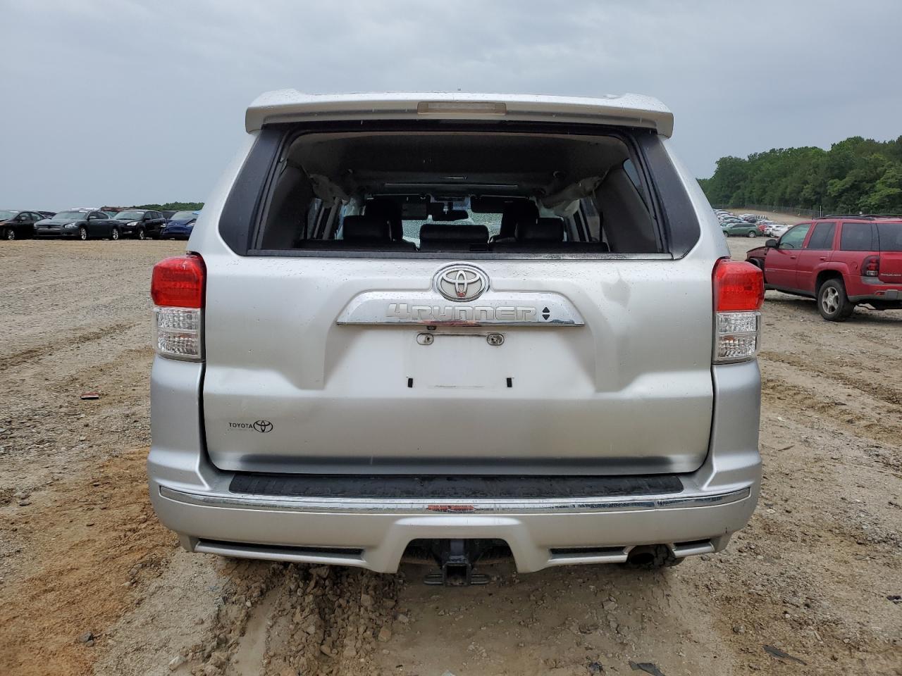 2010 Toyota 4Runner - Image 6