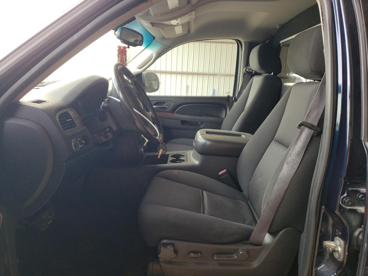 2011 Chevrolet Suburban C1500 Ls VIN: 1GNSCHE04BR201476 Lot: 77203714