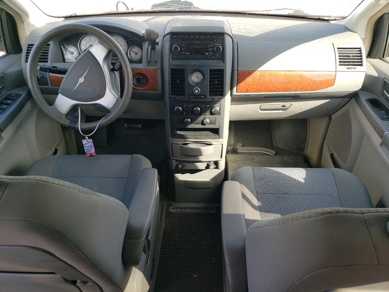 2008 Chrysler Town & Country Lx VIN: 2A8HR44H08R779443 Lot: 56391534