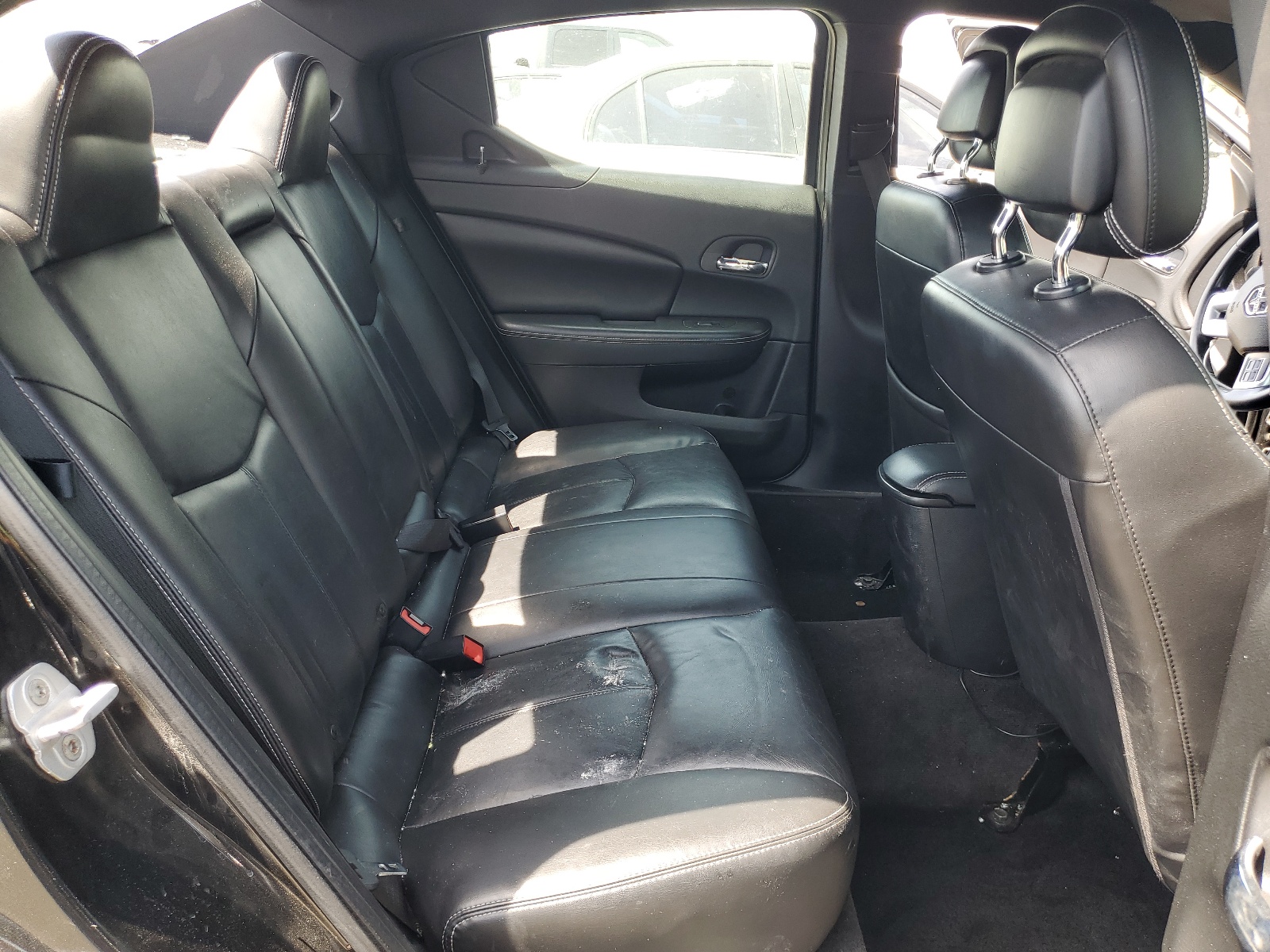 1B3BD2FB4BN544753 2011 Dodge Avenger Lux