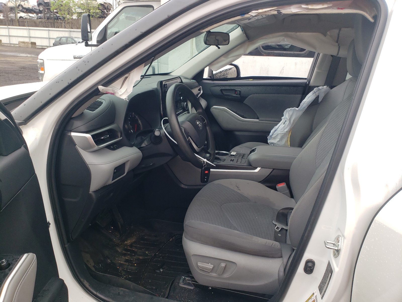 5TDCZRBH1NS167062 2022 Toyota Highlander L