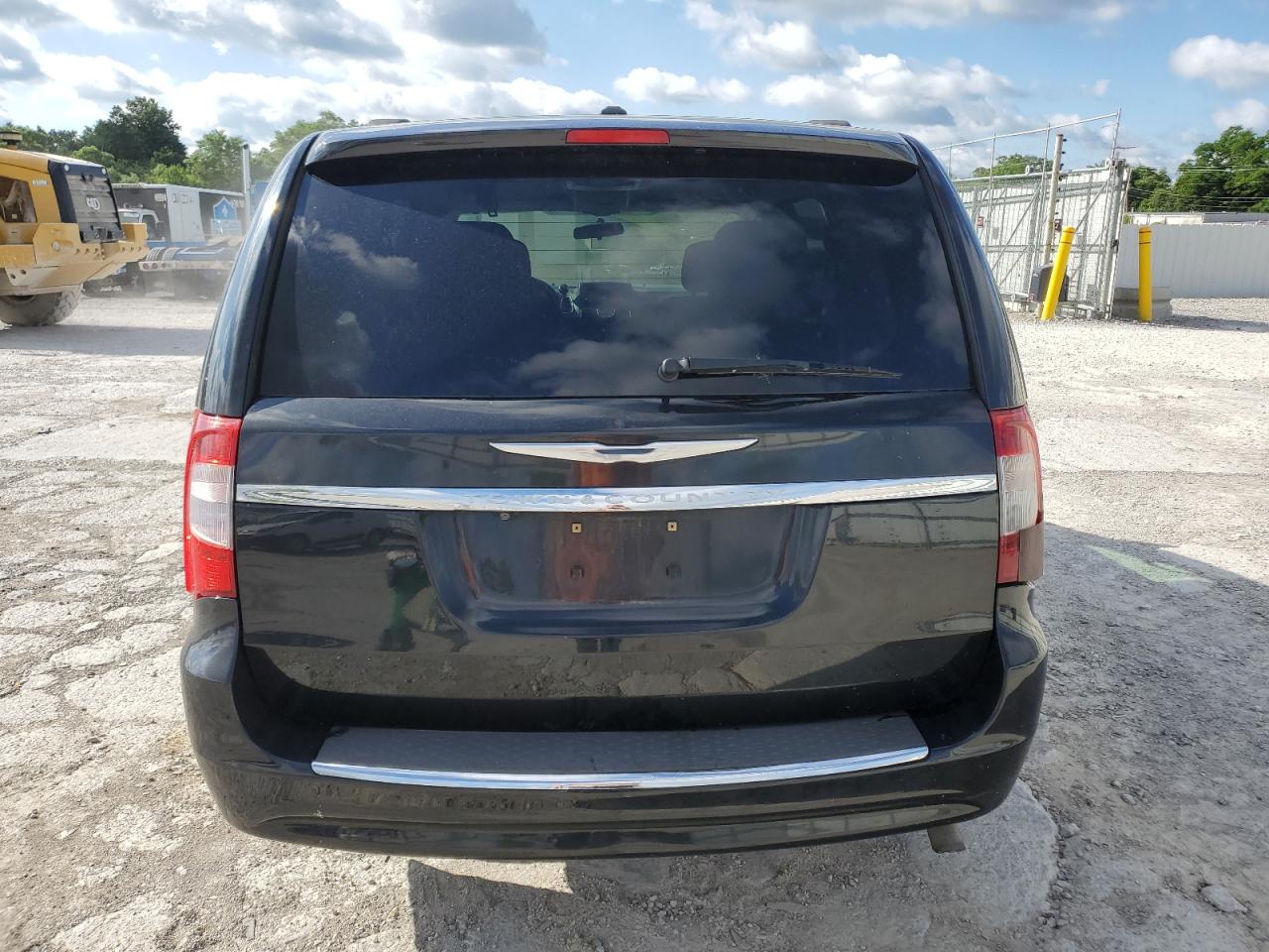 2011 Chrysler Town & Country Touring VIN: 2A4RR5DG4BR607457 Lot: 54670694