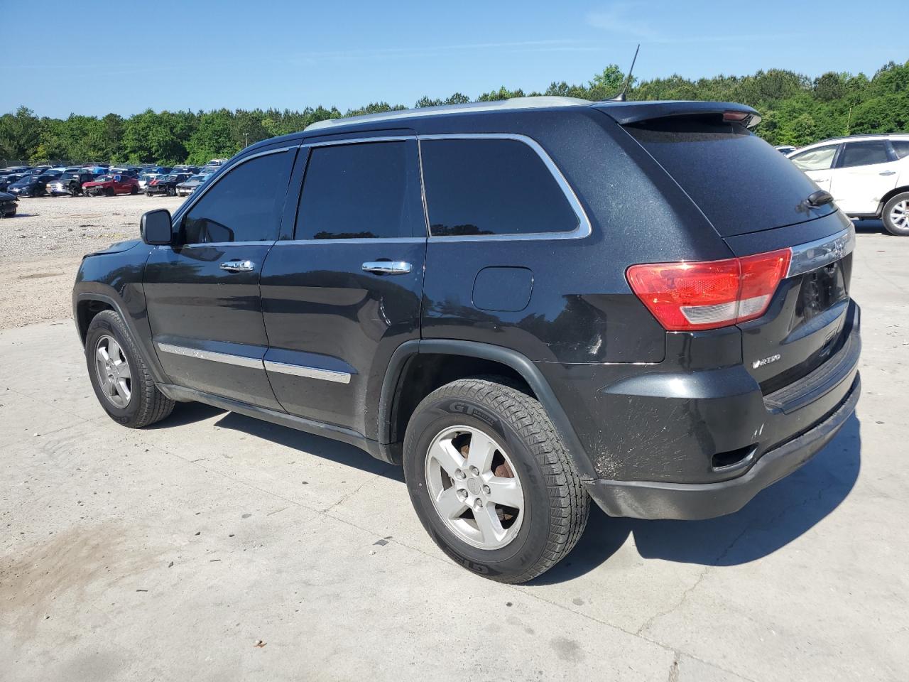 2011 Jeep Grand Cherokee - Image 2
