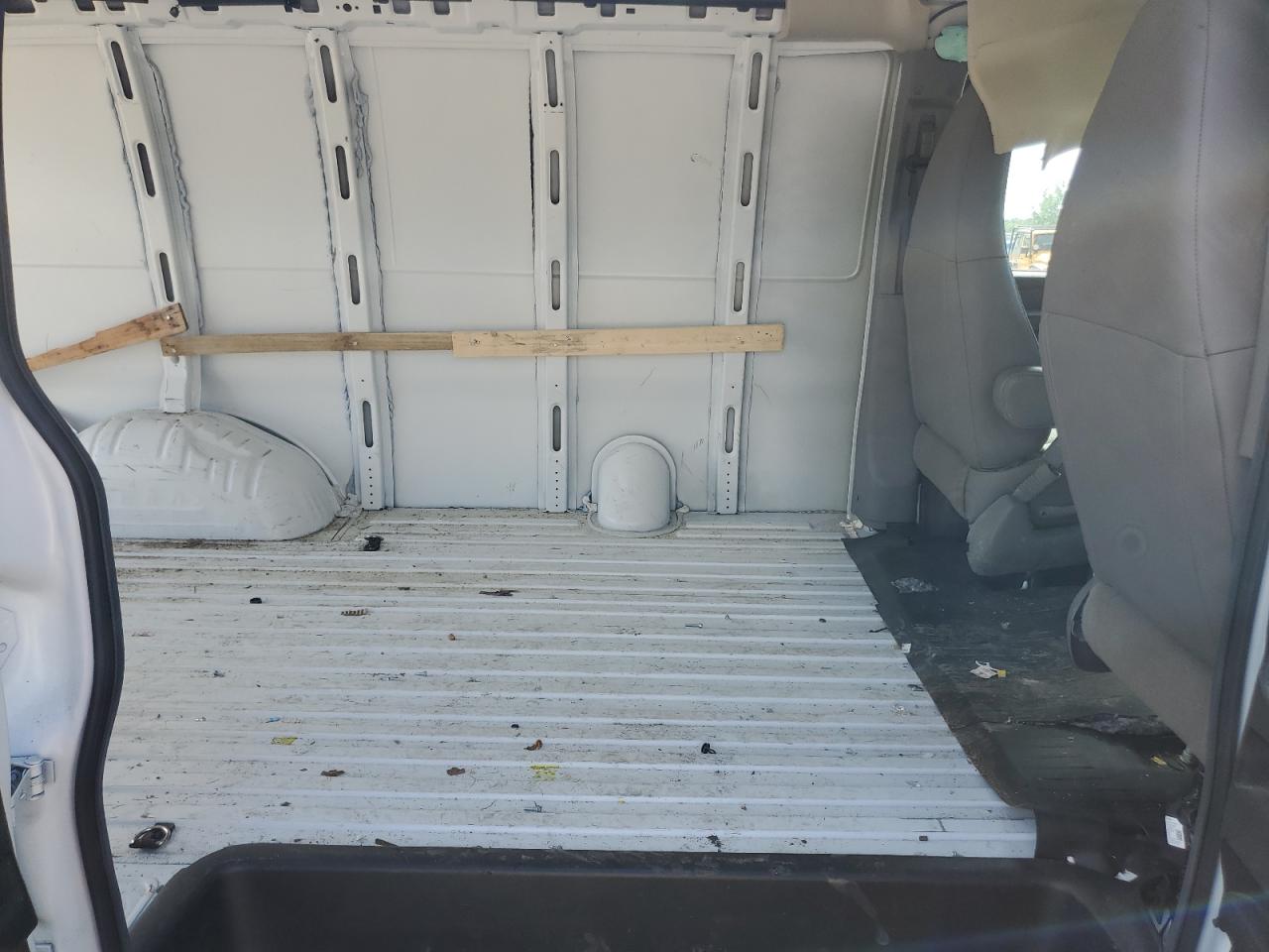 2022 GMC Savana G2500 VIN: 1GTW7AF79N1264772 Lot: 85211544