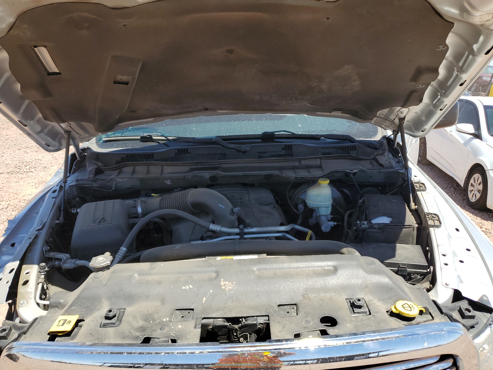 1C6RR6GT1DS693582 2013 Ram 1500 Slt