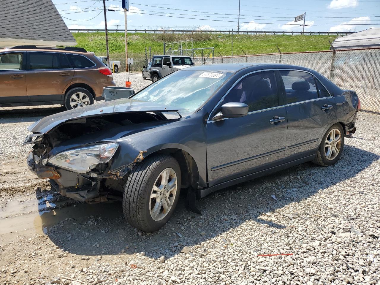 2007 Honda Accord Ex VIN: 1HGCM56837A131666 Lot: 72506404