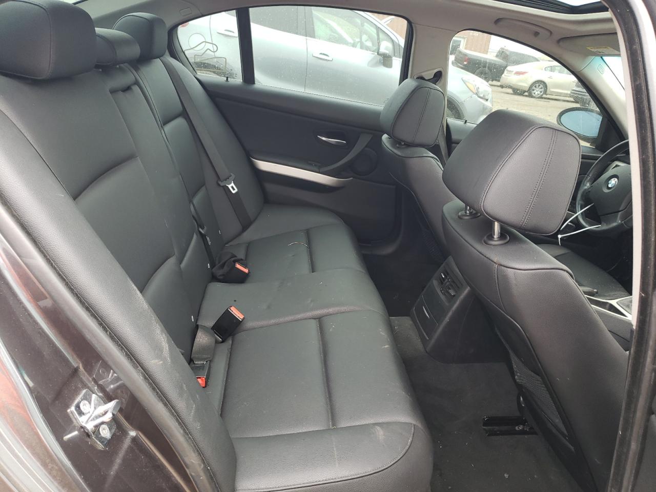 2007 BMW 335 Xi VIN: WBAVD53507AV14737 Lot: 56255004