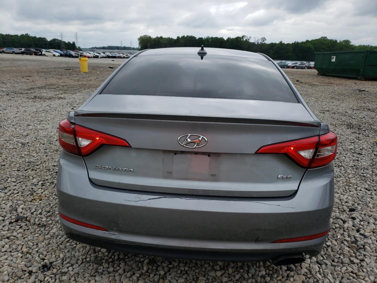 2016 Hyundai Sonata - Image 6