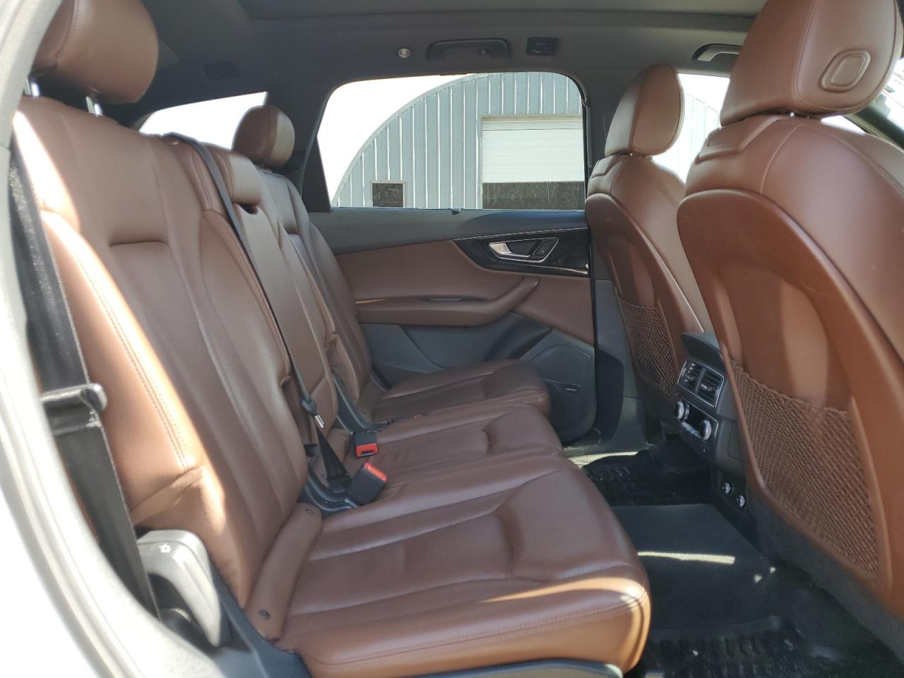 WA1VAAF76JD040617 2018 Audi Q7 Prestige