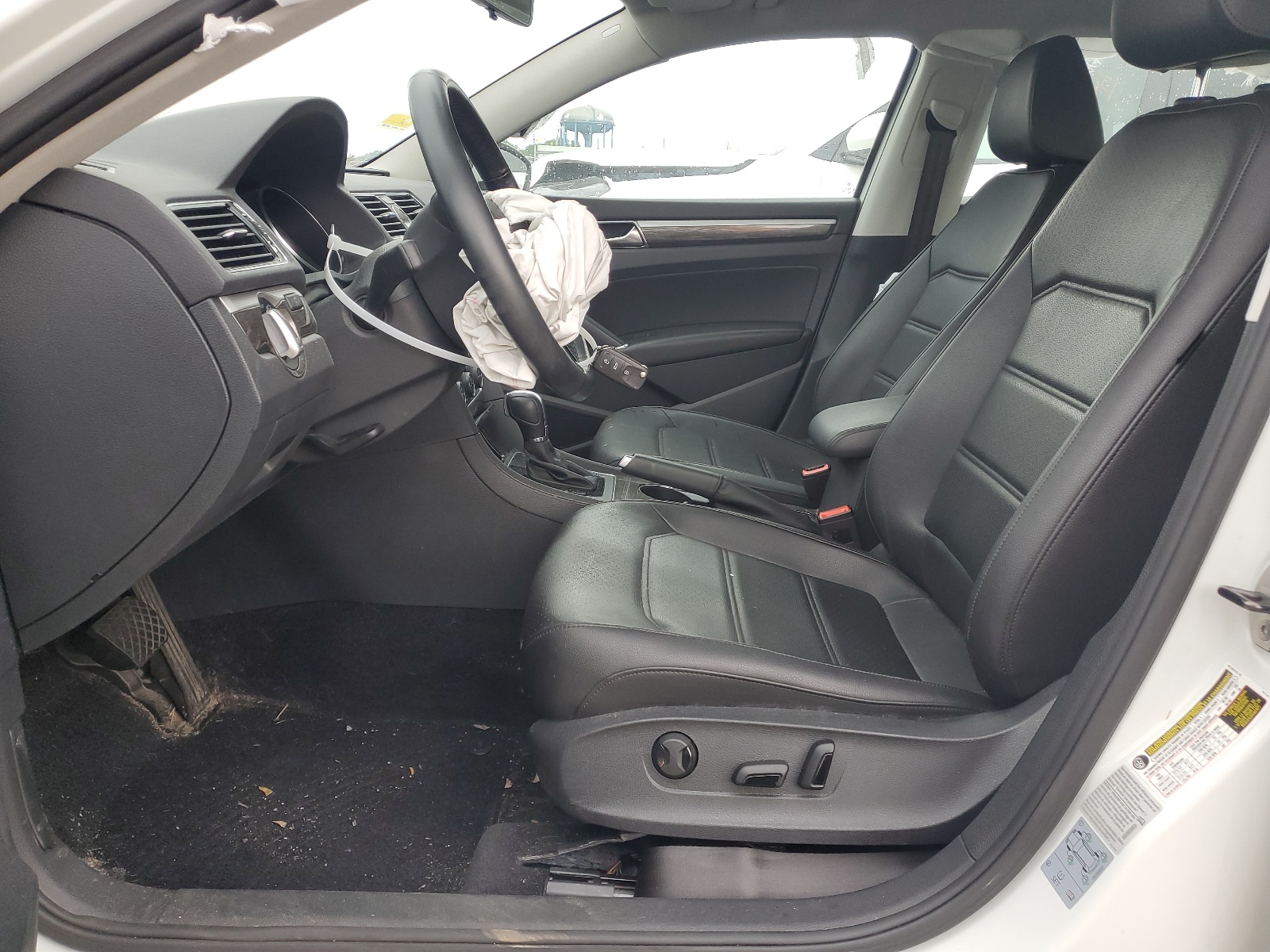 1VWBT7A36HC054279 2017 Volkswagen Passat Se