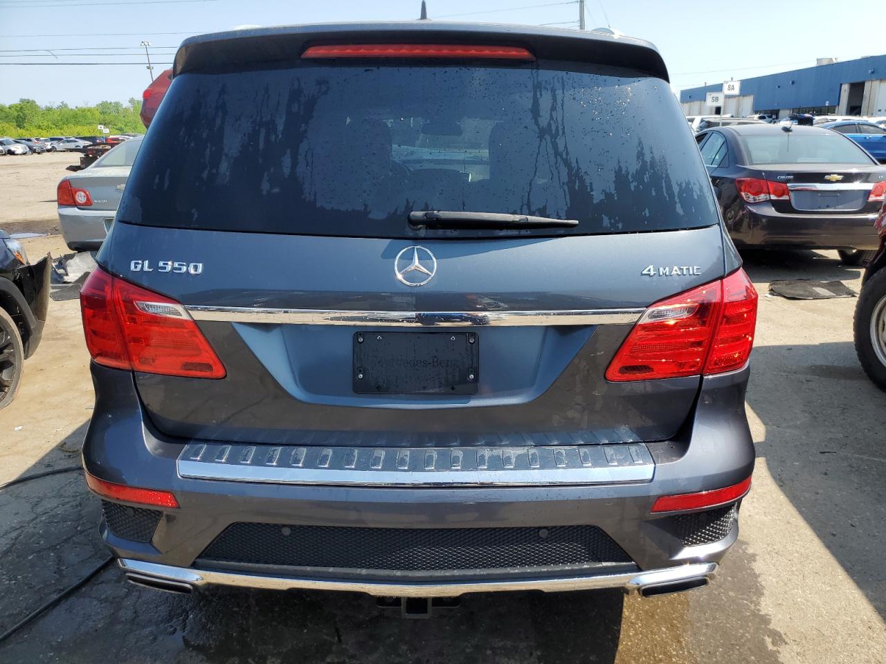 4JGDF7DE2GA703954 2016 Mercedes-Benz Gl 550 4Matic