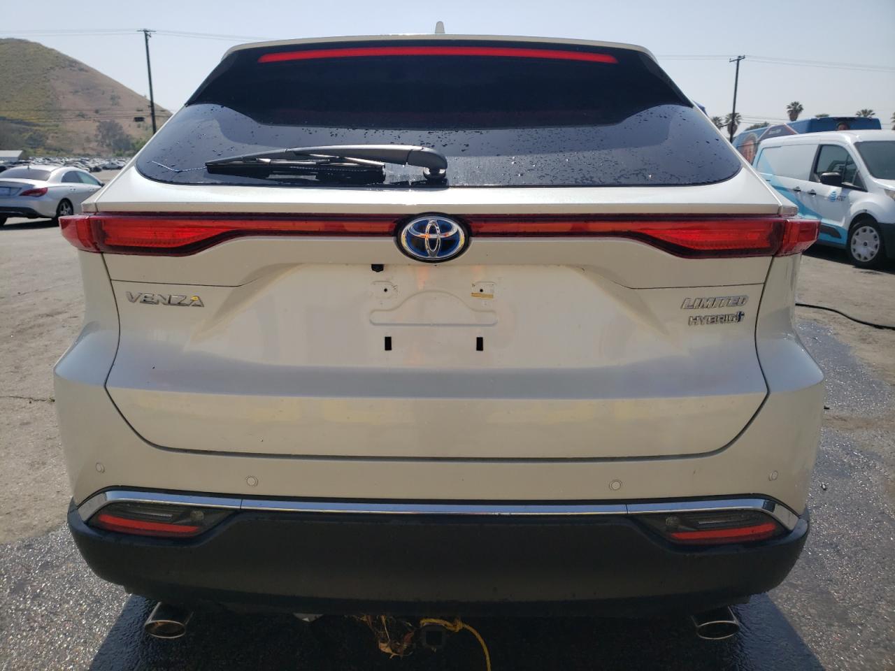 2021 Toyota Venza Le VIN: JTEAAAAH2MJ037445 Lot: 55965654