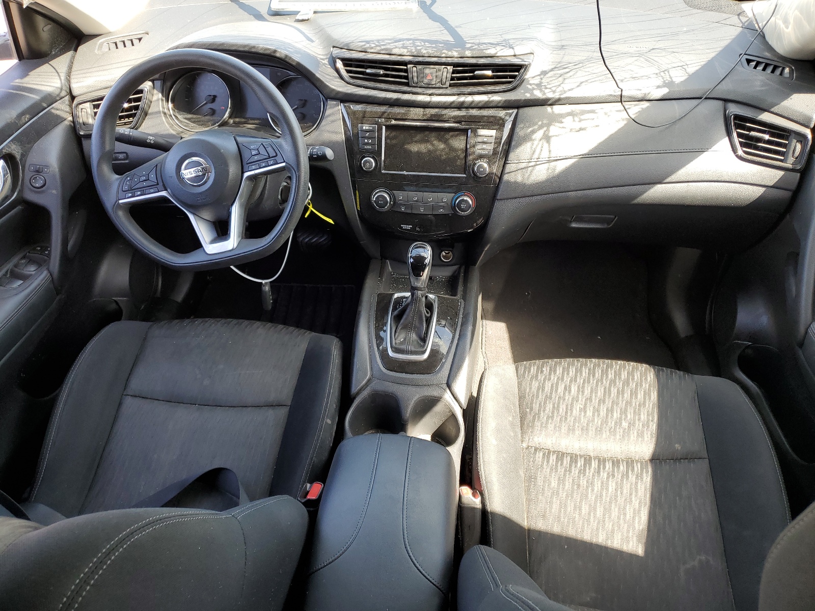 KNMAT2MT4JP619186 2018 Nissan Rogue S