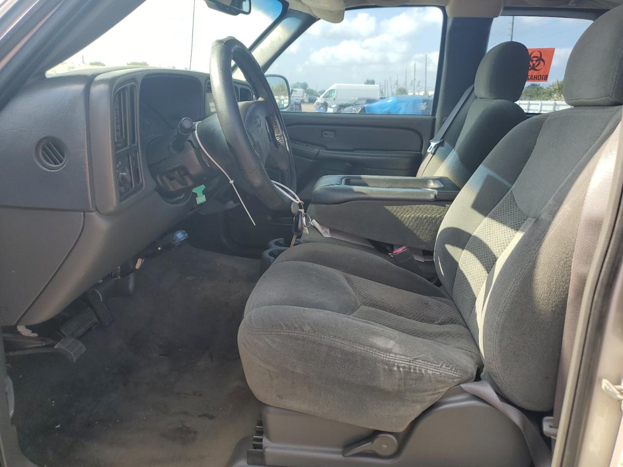 2004 Chevrolet Silverado C2500 Heavy Duty VIN: 1GCHC29274E264478 Lot: 52824354