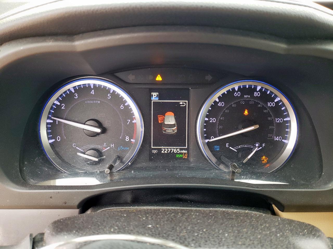 5TDJZRFH0KS586100 TOYOTA HIGHLANDER 2019