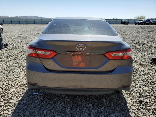  TOYOTA CAMRY 2018 Серый